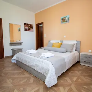 Appartamento Dagos, Dhërmi